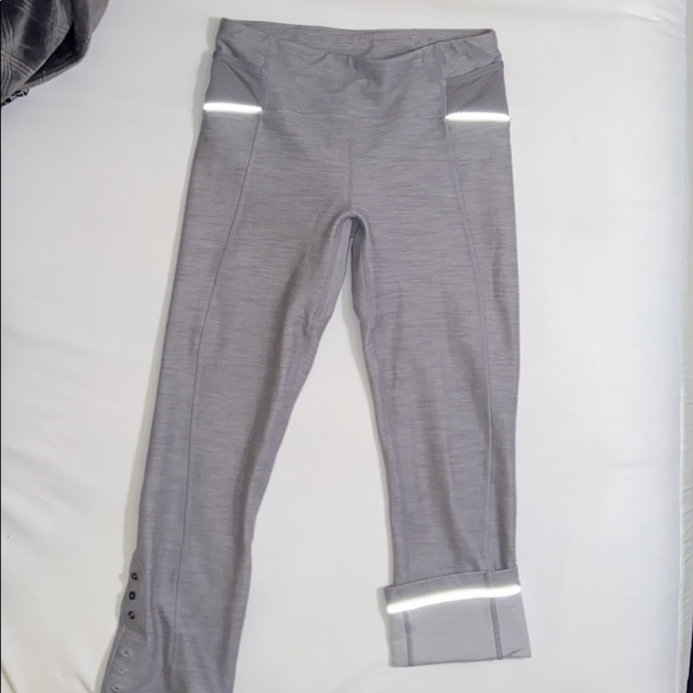 Lululemon RARE ride on grey button  pants